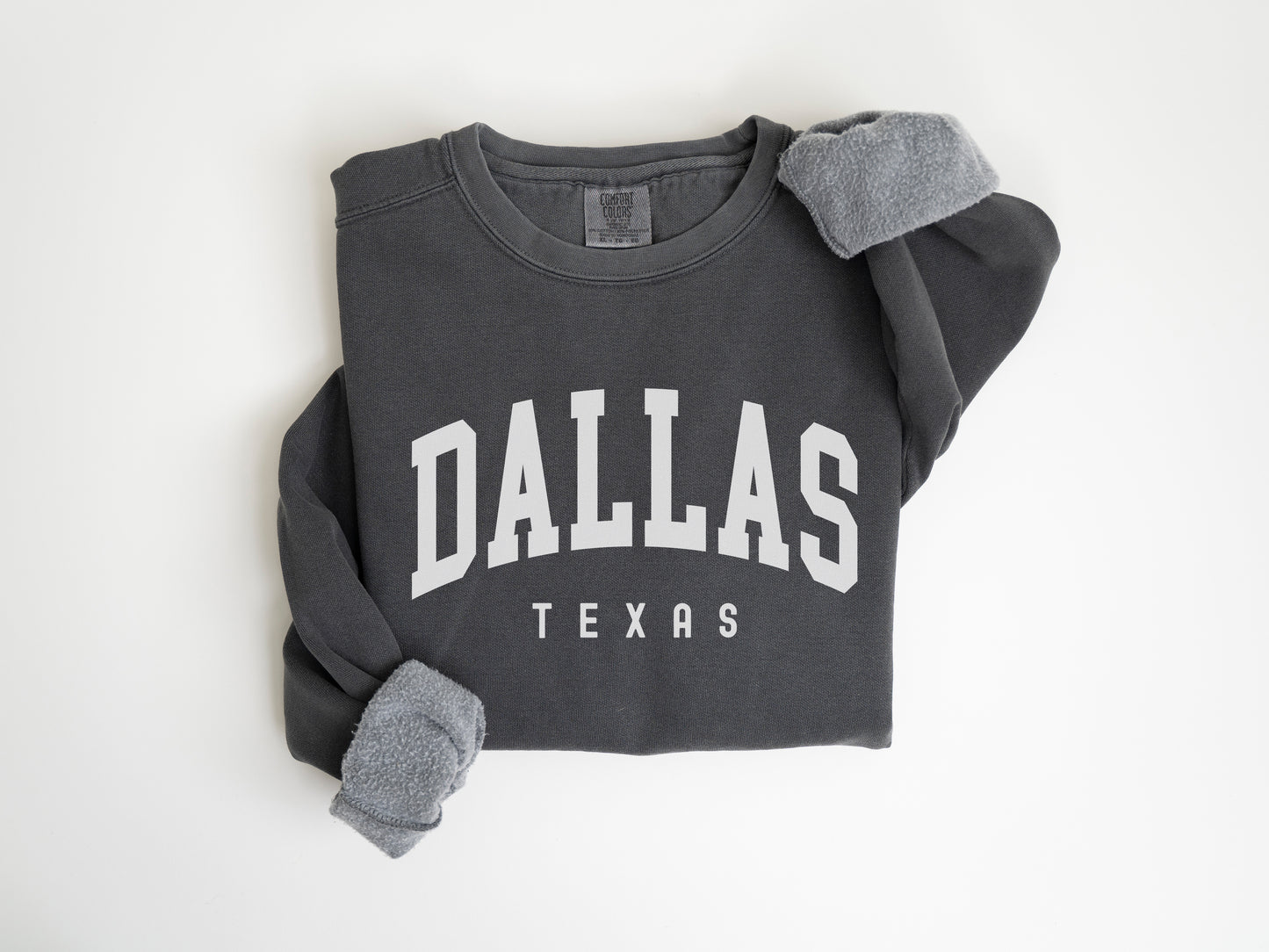 a gray sweatshirt with the word, texas on it