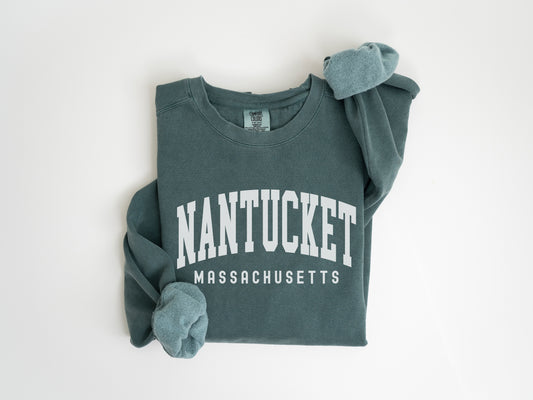 a green shirt with the words nantuccet on it