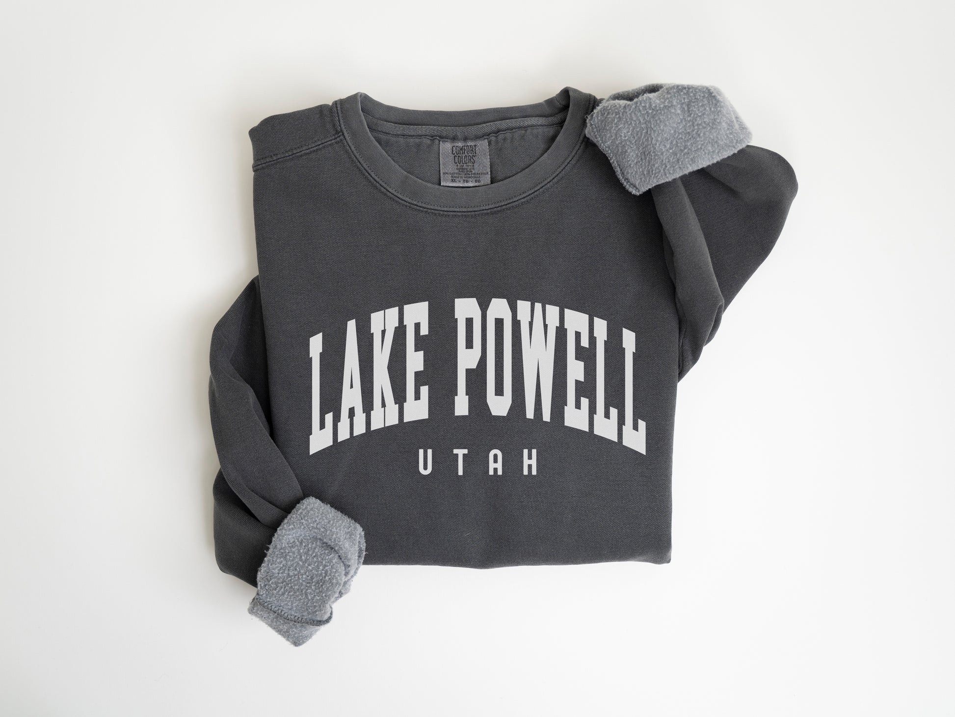 a sweatshirt with the words lake powell on it