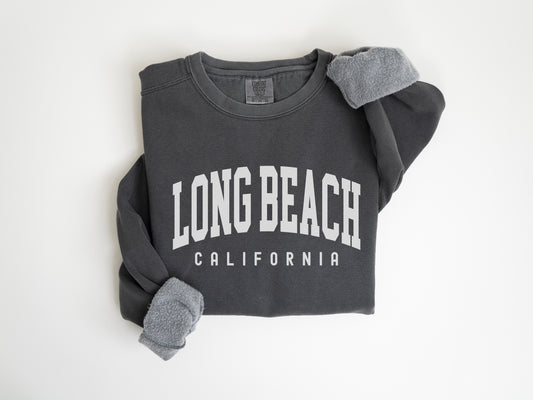 a long beach california sweatshirt with grey sleeves