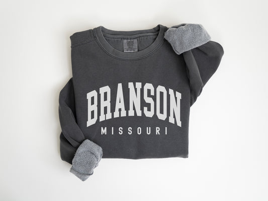 a gray sweatshirt with the word branon on it